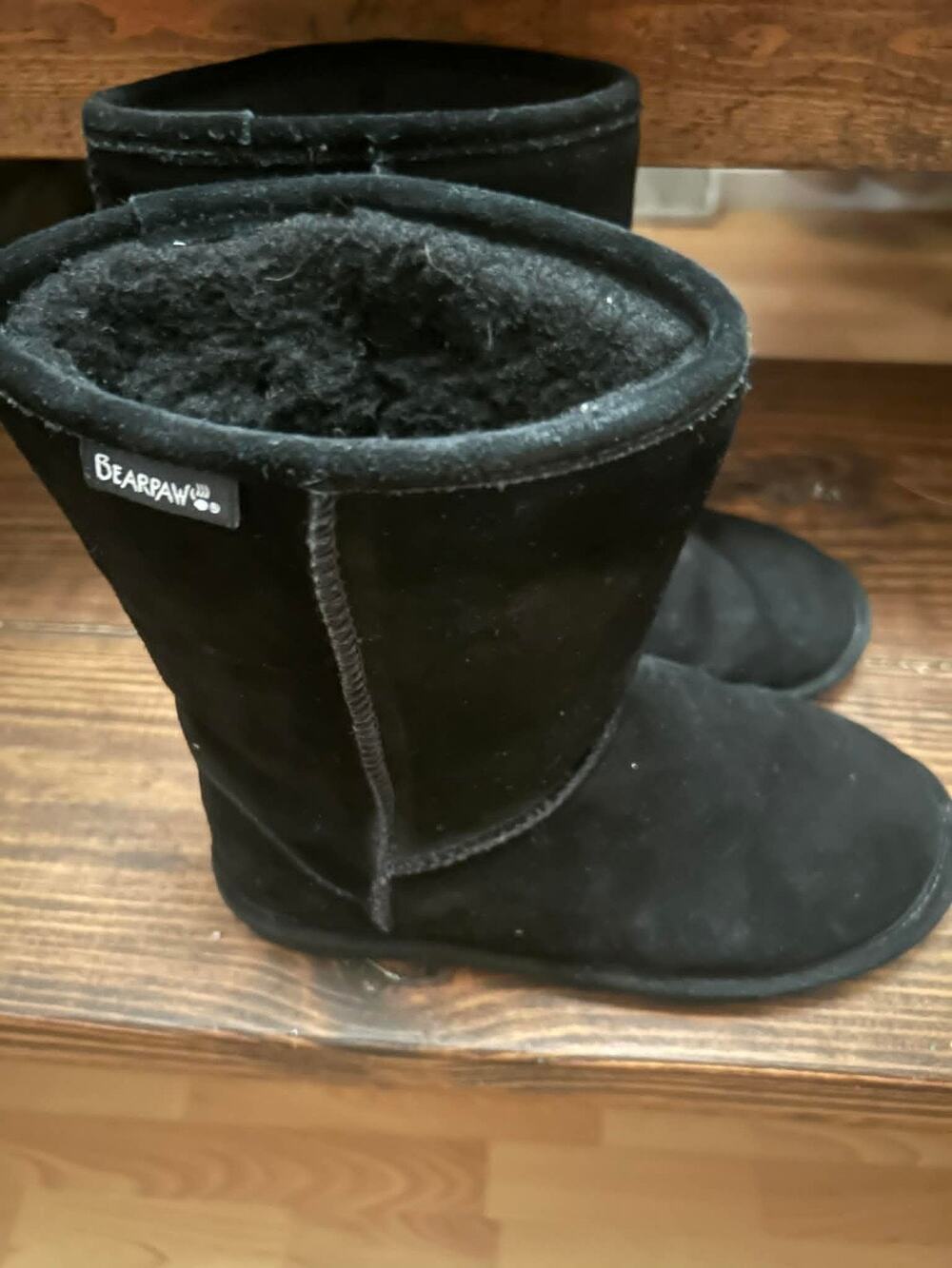 BEARPAW Women's Black Winter Boots – Size 7